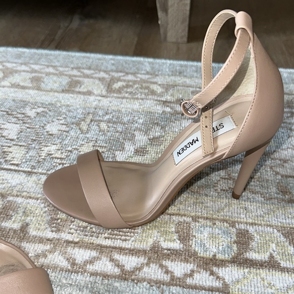 Steve Madden size 6 Angelina Blush heels 👠 - Picture 6 of 8